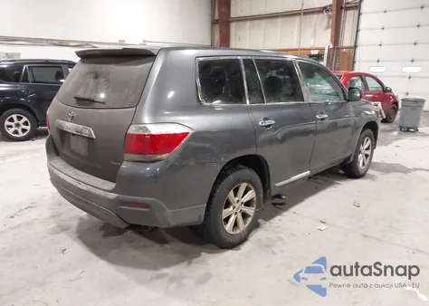 2011 Toyota Highlander Base V6 из США, поврежденный, VIN 5TDBK3EH3BS071468